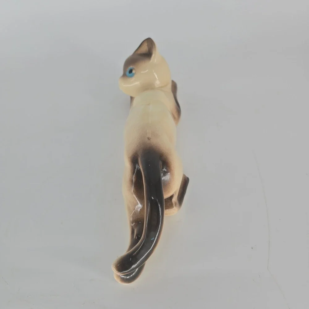 Vintage MCM Siamese Cat Figurine Blue Eyes Reclining Ceramic Kitsch Decor
